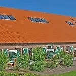 Gulfhof Butendiek - Ferienapartments * Neuharlingersiel