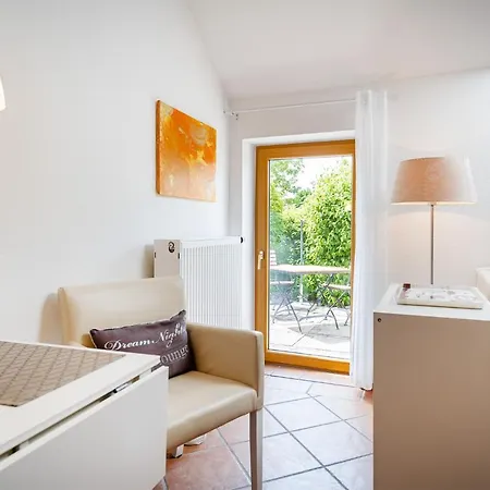 Gulfhof Butendiek - Ferienapartments *