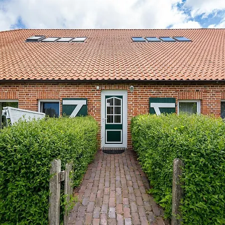 Gulfhof Butendiek - Ferienapartments Neuharlingersiel