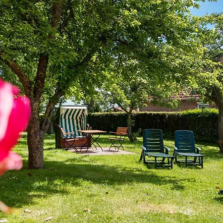 Gulfhof Butendiek - Ferienapartments * Neuharlingersiel