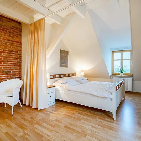 Gulfhof Butendiek - Ferienapartments *