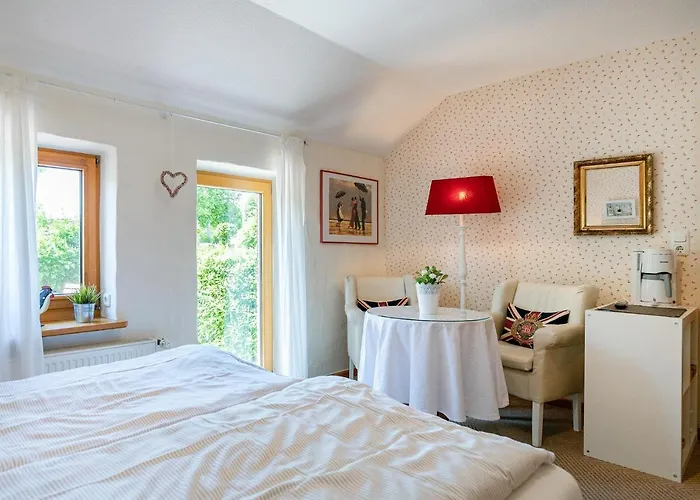 Gulfhof Butendiek - Ferienapartments * Neuharlingersiel