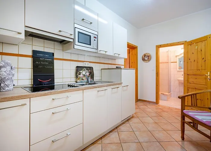 Gulfhof Butendiek - Ferienapartments ノイハルリンガージール