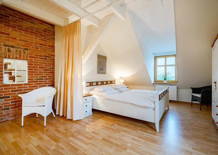Gulfhof Butendiek - Ferienapartments *
